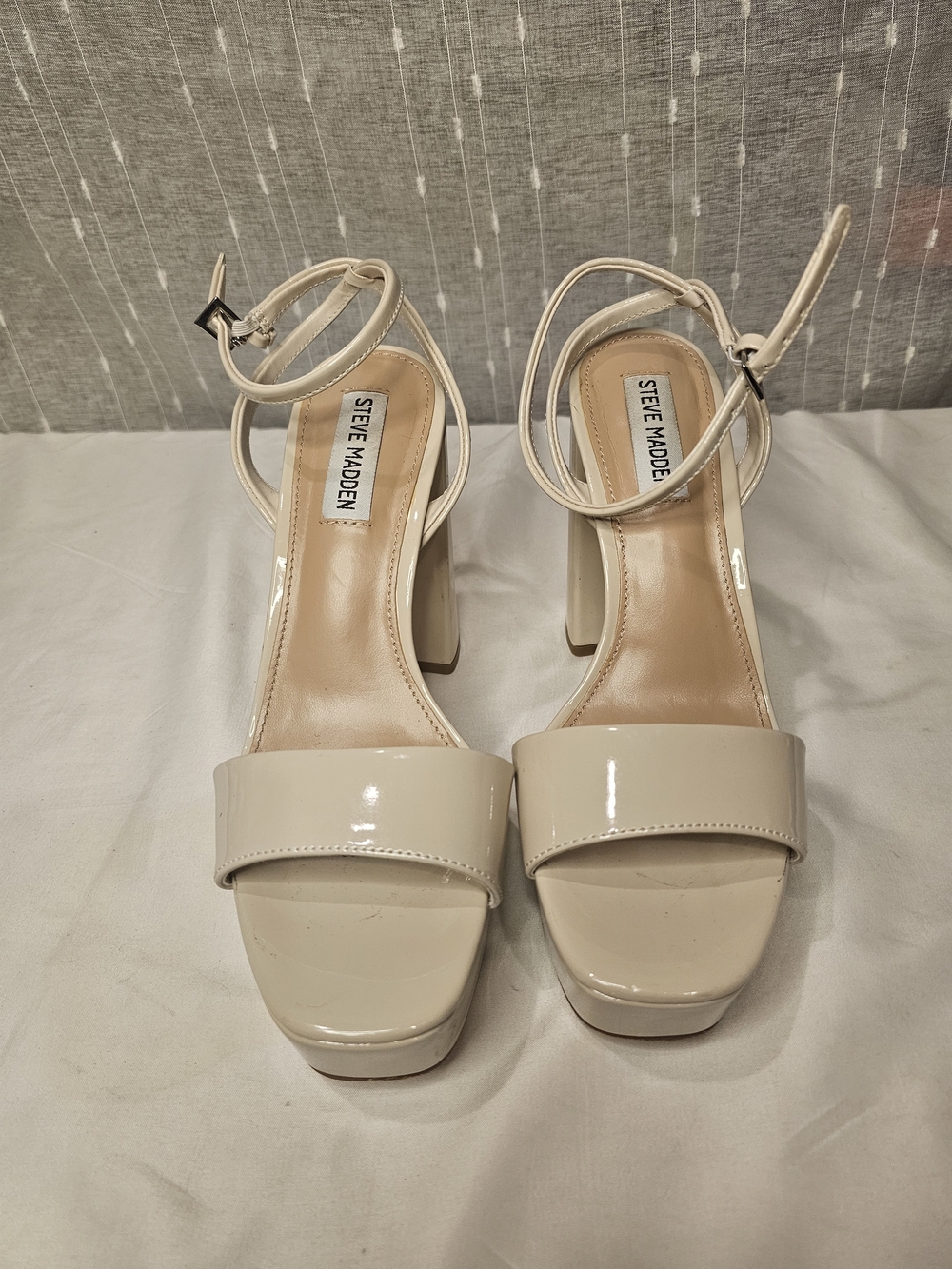 Steve Madden Women's Beige Patent Block 1.5" Platform  & 5" Heel Sandals.